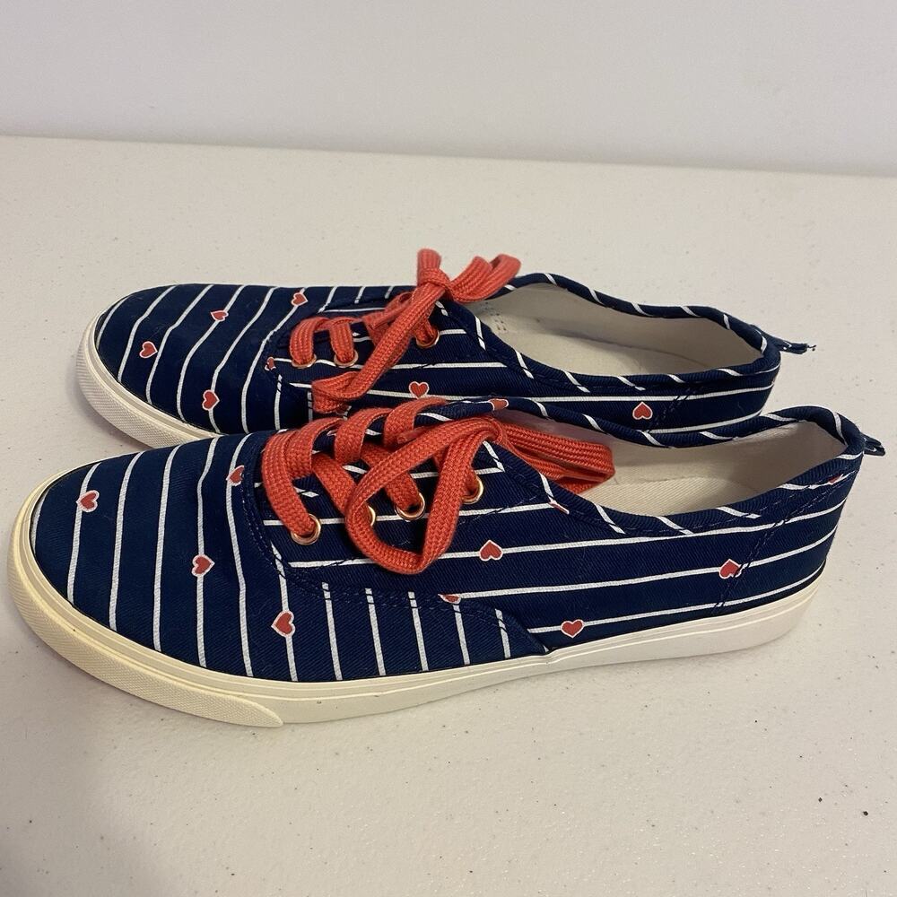 Old Navy Women Junior Teen Sneakers Shoes Tennis Lace Navy Blue Red Heart Sz 4 - Picture 2 of 6